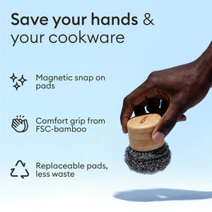 Scrubber Set: benefits panel on the magnetic snap-on pad, bamboo grip and replaceable heads